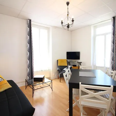 Apartment Lumineux T4, Proche Centre Et Thermes, - Fr-1-608-11