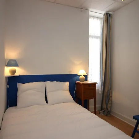 Lumineux T4, Proche Centre Et Thermes, - Fr-1-608-11 Apartment