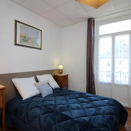 Lumineux T4, Proche Centre Et Thermes, - Fr-1-608-11 *