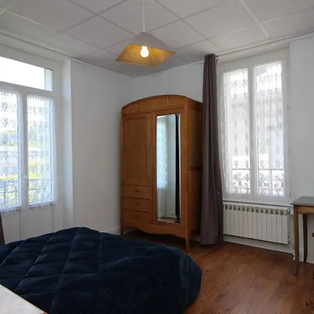 Apartment Lumineux T4, Proche Centre Et Thermes, - Fr-1-608-11