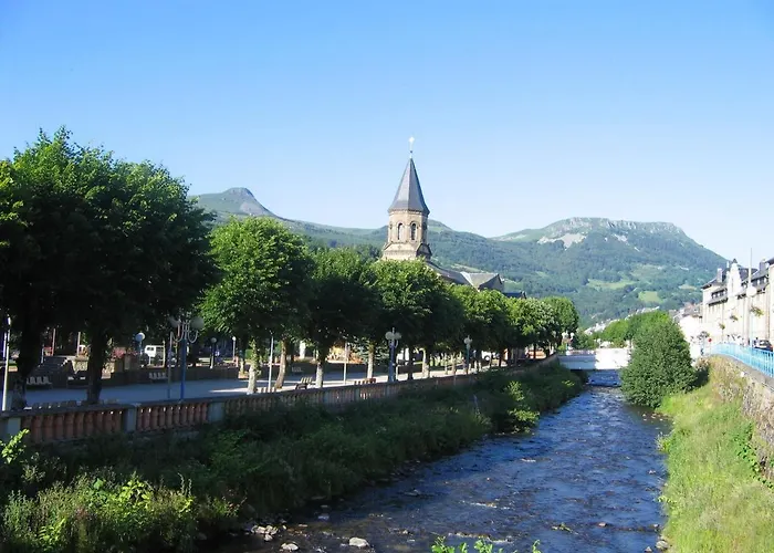 Lumineux T4, Proche Centre Et Thermes, - Fr-1-608-11 *